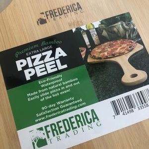 NWT Frederica Trading Bamboo Pizza Board